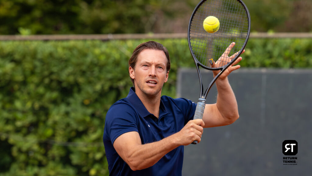 Return Tennis