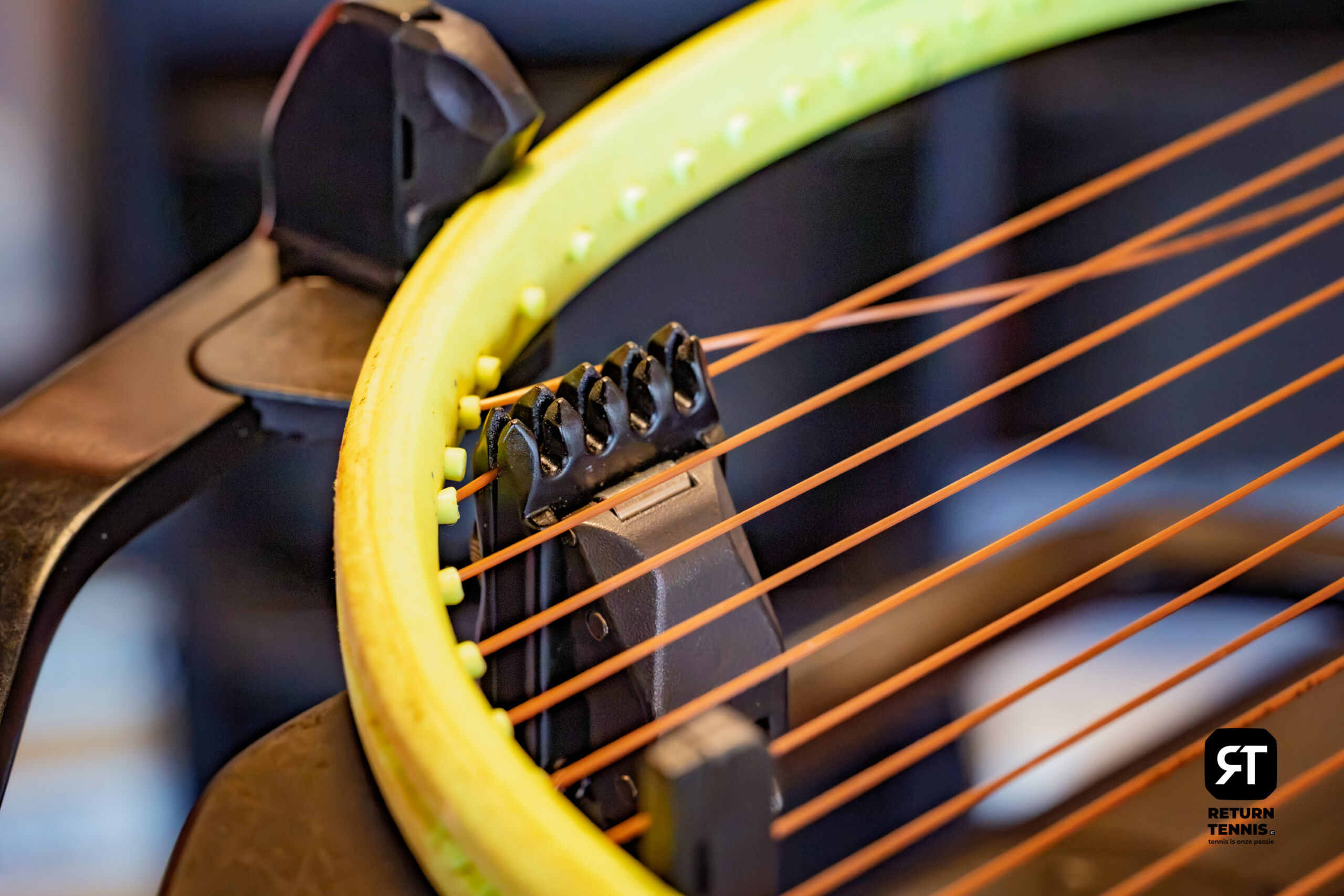 Return Tennis tennisschool padelschool tennisracket bespanservice